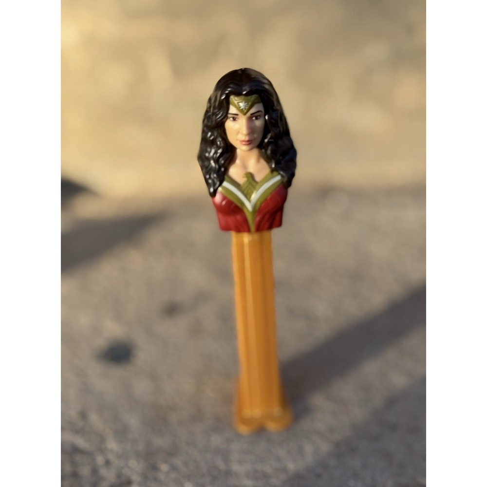 Pez Dispenser DC‎ Comics Wonder Woman China 7.5